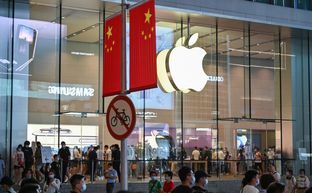 Apple tuân thủ yêu cầu của Trung Quốc, gỡ bỏ WhatsApp và Threads khỏi App Store