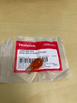 Mới mua cái bóng đèn xi nhan