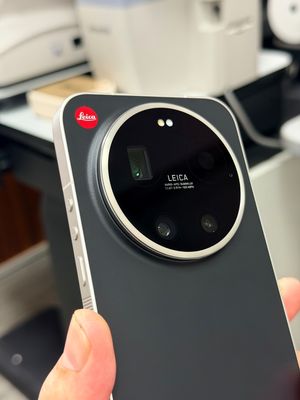 Nó là một chiếc điện thoại đẹp.