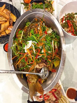 Ăn cỗ như này là quá Nice rồi