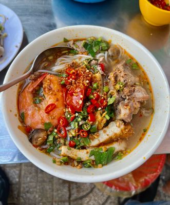 Lại bún Thái cúi từng nha AE