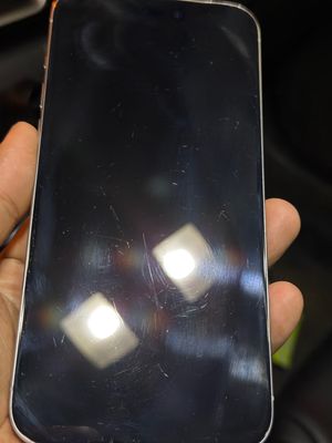Đây là màn hình iphone 15 pro maã của mình từ lúc ra mắt đến nay không dán cường lực ko ốp lưng...