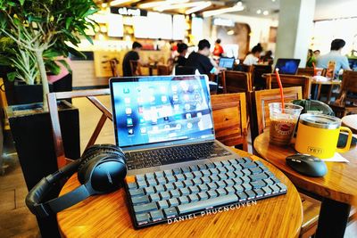 MacBook Pro - HL Coffee.jpg
