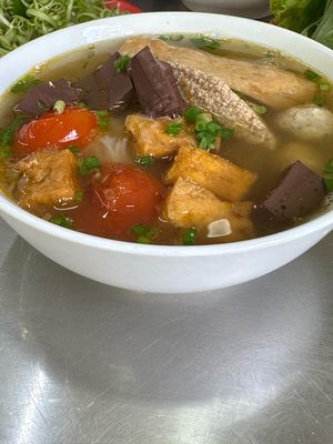 Ăn xế tối bún riêu cùng bửu thịnh nguyễn
