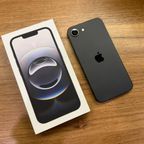 iPhone 16e - Quay trở lại với "đủ cơ bản"