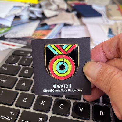 Hôm ngày 24/04/2025, có ghé cửa hàng Apple Store ở Lyon lấy chiếc pin đặc biệt cho ngày Global Clos
