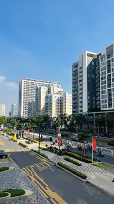 Quan sát thị trường bán hàng online một thời gian, mình thấy có một điều khá thú vị.