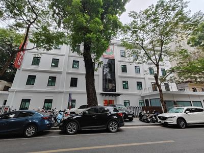 Một tòa nhà sau khi được cải tạo