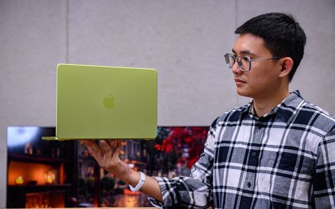 Đo màu sắc trên MacBook Neo: Chất lượng hiển thị vượt tầm giá