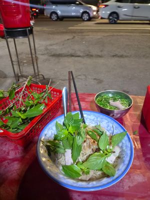 Lâu rồi mới ăn lại hủ tiếu gõ