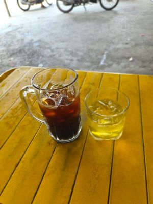 Hôm nay tài lộc tới quá trời khách trả nợ hơn mong đợi.. Chiều làm vài lon☕