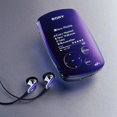 Thời 2000 đỉnh cao Sony làm cái gì cũng chất